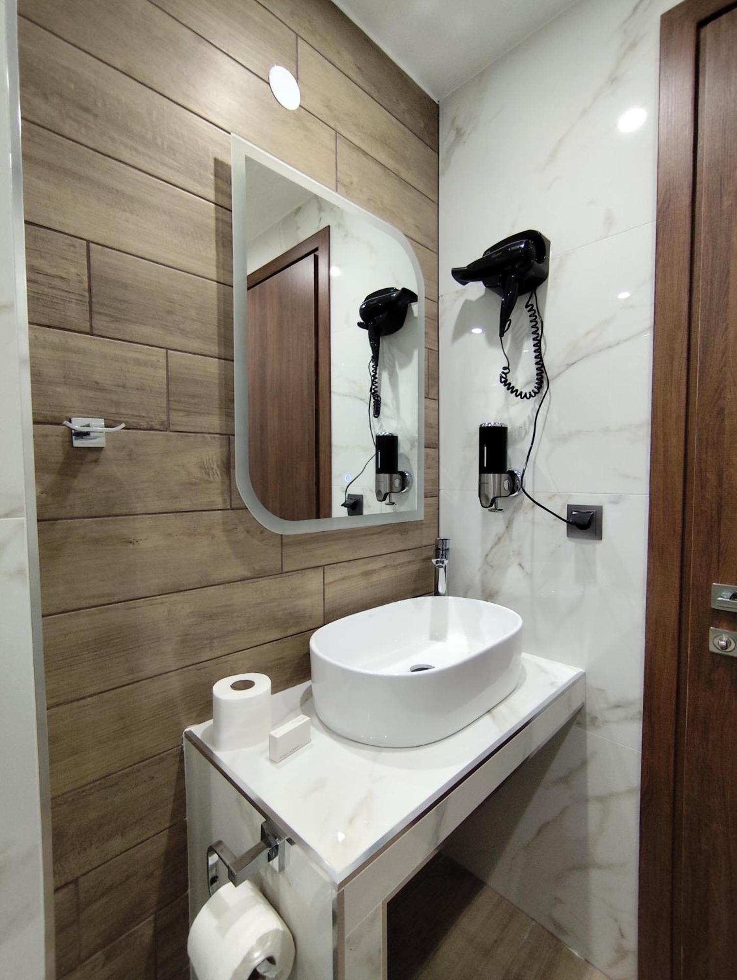 Ζέον Ύδωρ Hotell Órma Exteriör bild